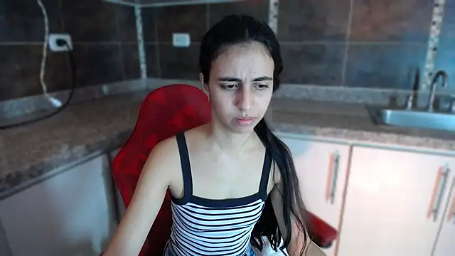 Snapshot of anna_alvarez chatting on 22, 9, 2025 anna alvarez online show from 22, 9, 2025