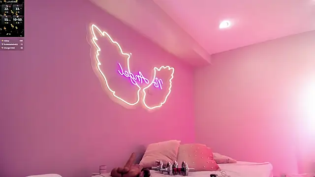 Ninna monroe  online show from 27, 11, 2025