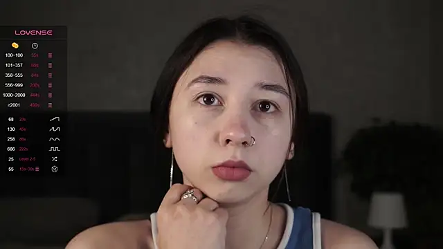 AislyEmbury online show from 5, 3, 2025