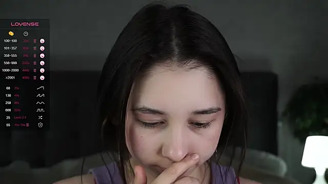 AislyEmbury online show from 9, 3, 2025