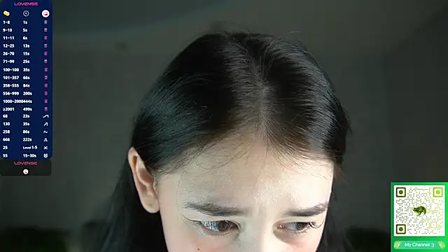 AislyEmbury online show from 19, 12, 2025