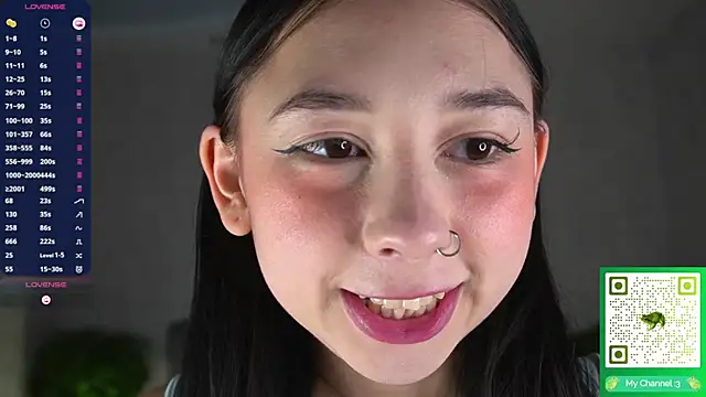 AislyEmbury online show from 14, 12, 2025