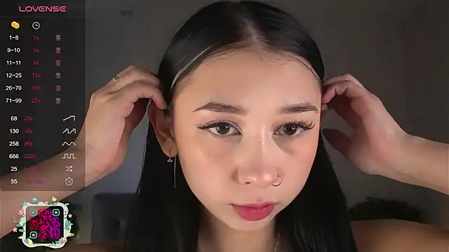 AislyEmbury online show from 26, 10, 2025