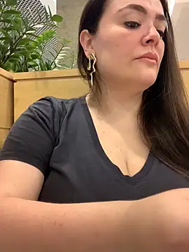 Sophie Eaton online show from 13, 9, 2025