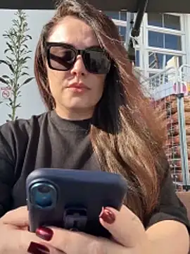 Sophie Eaton online show from 9, 4, 2026