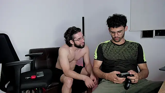 crisandrews online show from 26, 10, 2025