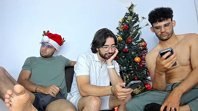 crisandrews online show from 30, 11, 2025