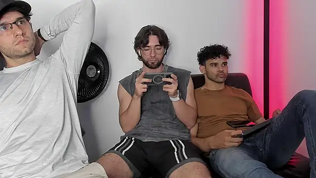 crisandrews online show from 18, 9, 2025