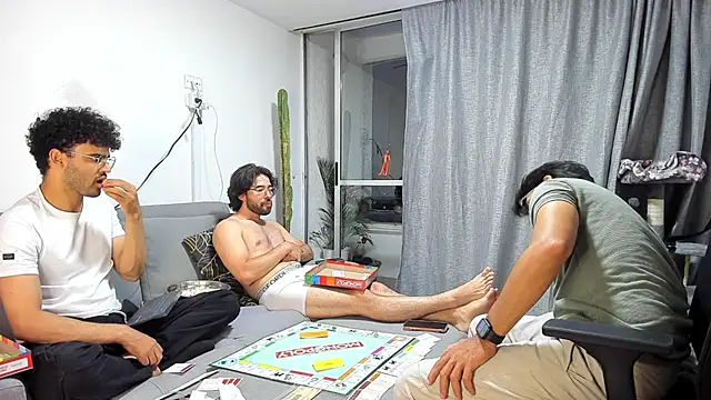 crisandrews online show from 22, 11, 2025