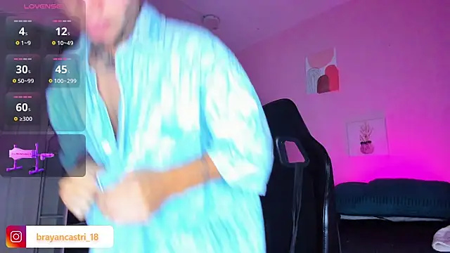 Ian Castillo  online show from 8, 11, 2025