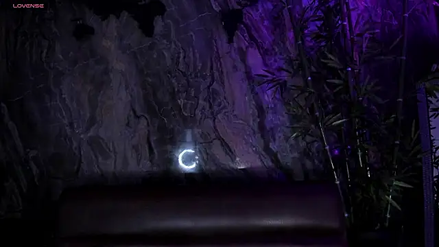 Ian Castillo  online show from 14, 3, 2026