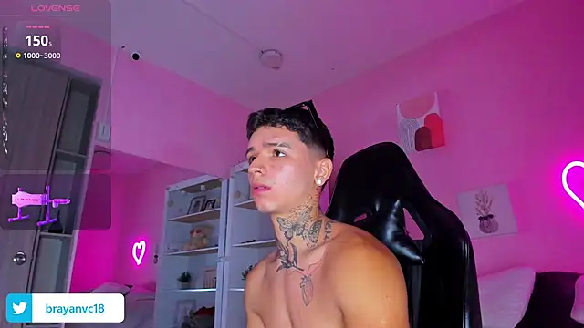 Ian Castillo  online show from 23, 9, 2025