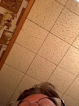 Tonybaloney1972 online show from 18, 9, 2025