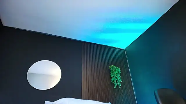 Aaron Jassell1 online show from 11, 9, 2025