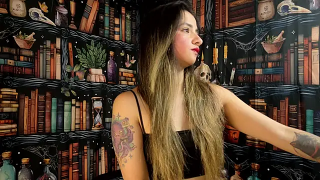 julietta   jackson online show from 4, 12, 2025