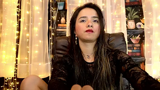 julietta   jackson online show from 4, 7, 2026