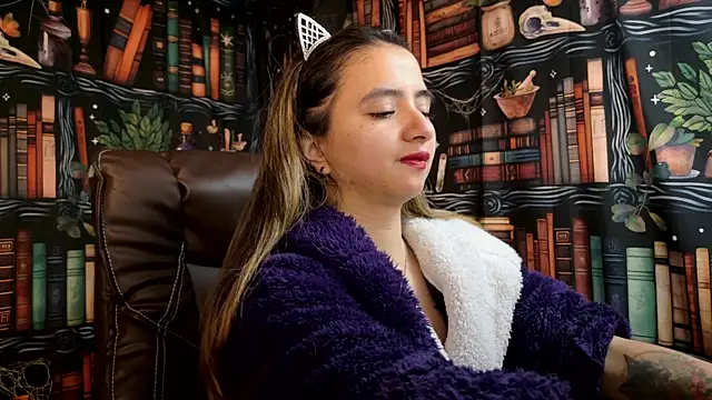 julietta   jackson online show from 5, 3, 2025