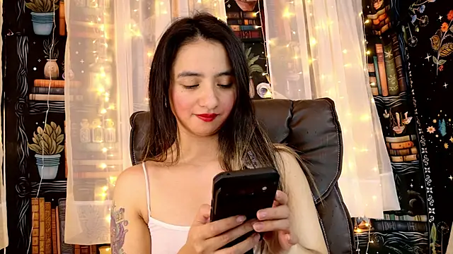 Snapshot of julietta___jackson chatting on 27, 5, 2026 julietta jackson online show from 27, 5, 2026