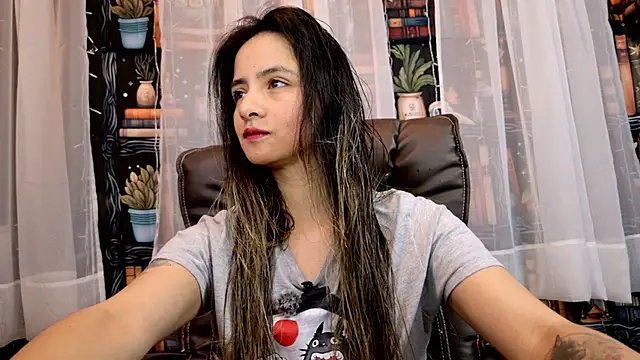 Snapshot of julietta___jackson chatting on 16, 5, 2026 julietta jackson online show from 16, 5, 2026