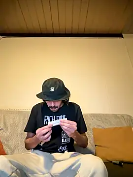 Snapshot of wolfwhite95 chatting on 7, 11, 2025 wolfwhite95 online show from 7, 11, 2025