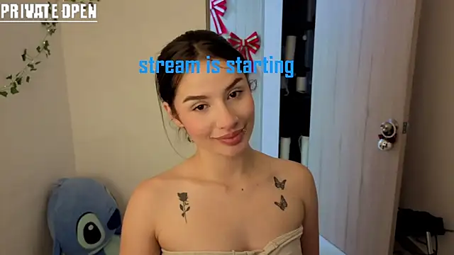 Snapshot of Mia_adams66 chatting on 28, 4, 2026 Mia adams66 online show from 28, 4, 2026