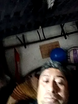 Snapshot of rayhot69 chatting on 13, 12, 2024 rayhot69 online show from 13, 12, 2024