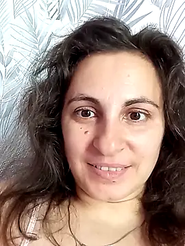 ShelaDiass online show from 12, 10, 2025