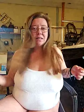 MsShelby40 online show from 3, 4, 2026