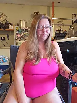 MsShelby40 online show from 10, 7, 2026