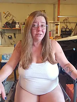 MsShelby40 online show from 10, 6, 2026