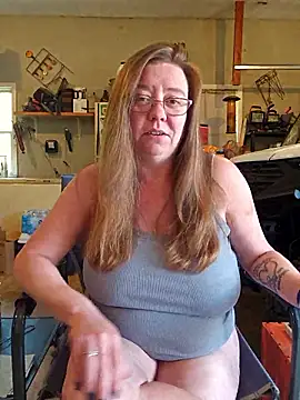 MsShelby40 online show from 12, 6, 2026