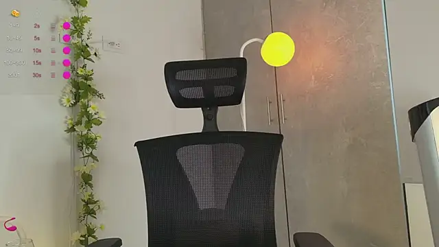 pauliCarter online show from 24, 2, 2026