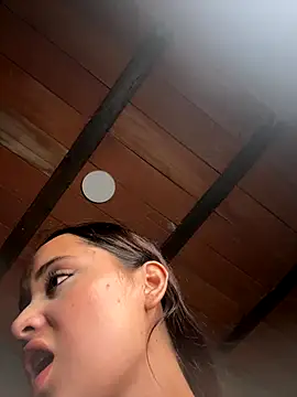 MollySanders    online show from 4, 10, 2025