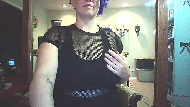 Big-Tits-McGee online show from 22, 10, 2025