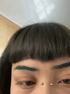 Snapshot of Violetta_Suky chatting on 15, 9, 2025 Violetta Suky online show from 15, 9, 2025