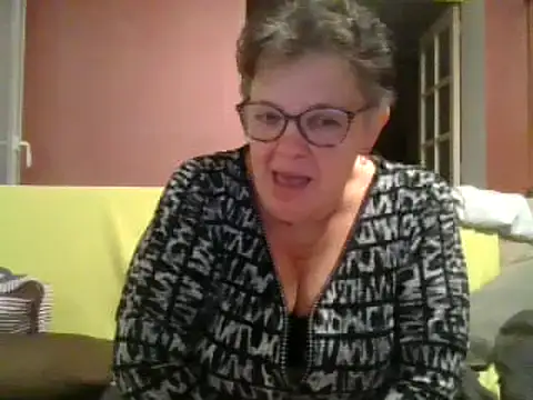 Vandeae44 online show from 9, 3, 2025