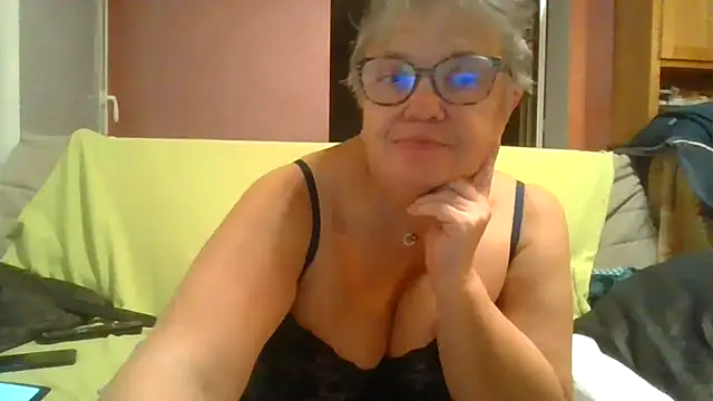 Vandeae44 online show from 13, 10, 2025