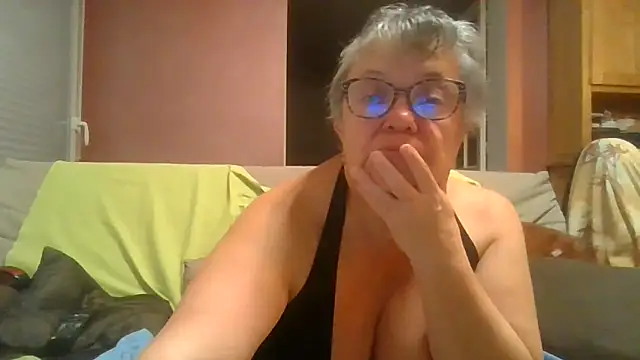 Vandeae44 online show from 29, 10, 2025