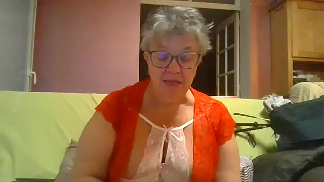 Vandeae44 online show from 26, 9, 2025