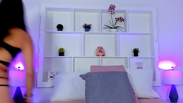 Jenifer Diaz online show from 25, 9, 2025