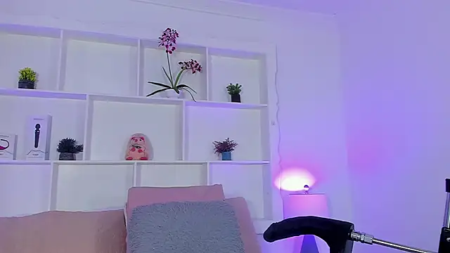 Jenifer Diaz online show from 24, 3, 2026