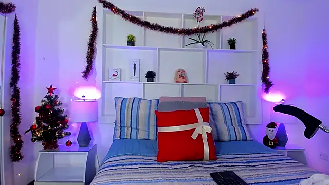 Jenifer Diaz online show from 19, 12, 2025