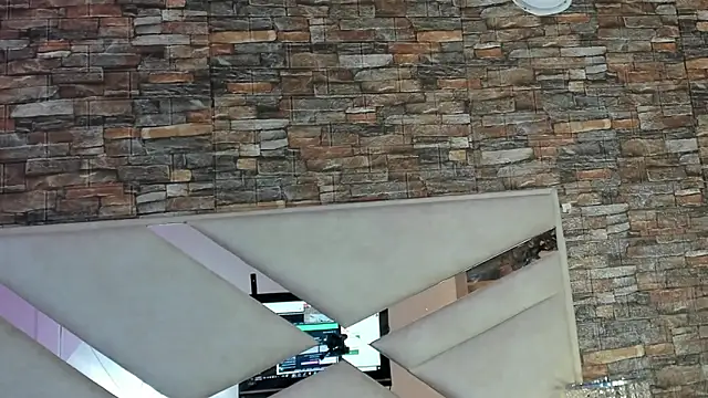 sophie pariss online show from 30, 11, 2025