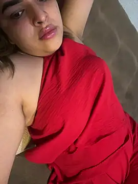 sweetshygirl online show from 1, 1, 2025