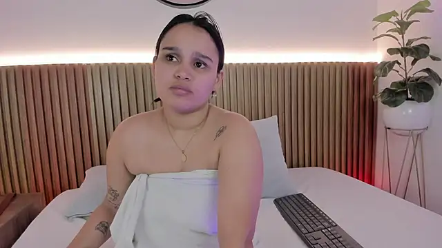 Snapshot of lia_sexx19 chatting on 17, 6, 2026 lia sexx19 online show from 17, 6, 2026