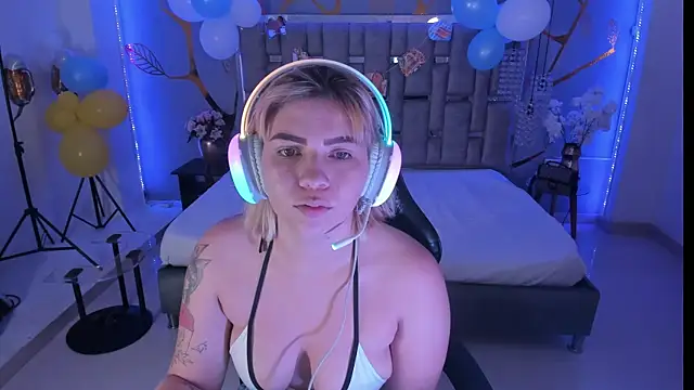 AlessiaDouce online show from 30, 9, 2025