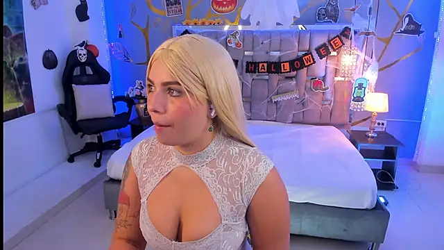 AlessiaDouce online show from 24, 10, 2025