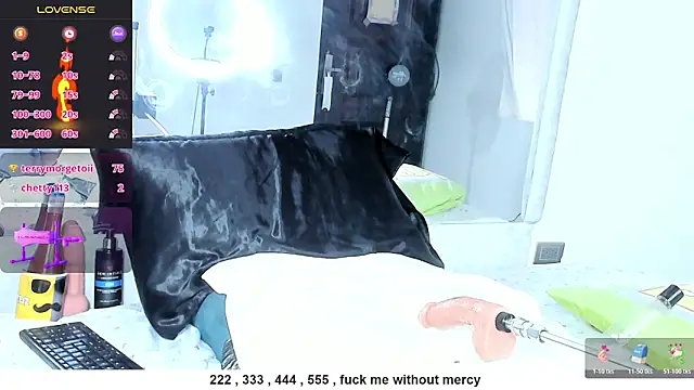 Snapshot of Benjamin_Buster chatting on 4, 6, 2026 Benjamin Buster online show from 4, 6, 2026