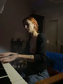 IngridMayer online show from 3, 1, 2025