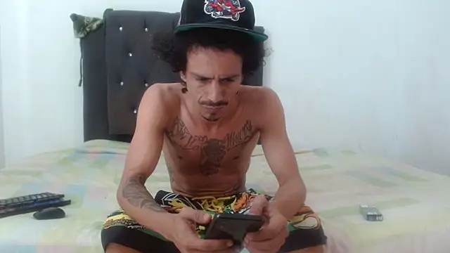 damian bottom bigcock online show from 12, 2, 2025